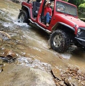 Meet your Posher, Robyn